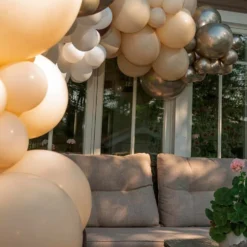 Ballonbue Nude