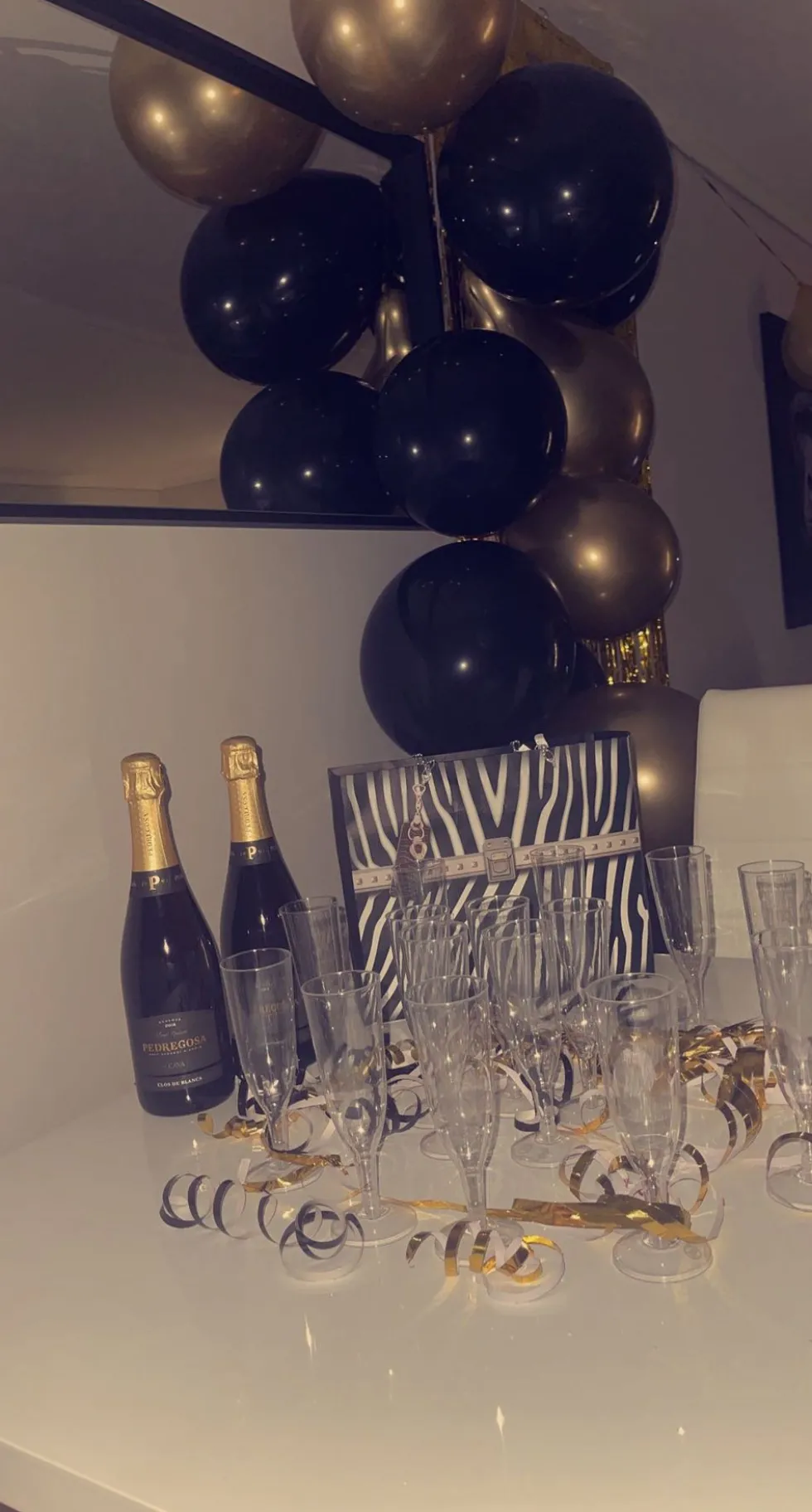 Ballonbuket Sort/Guld
