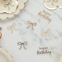 Bordskonfetti Happy Birthday Cremehvid Sløjfe