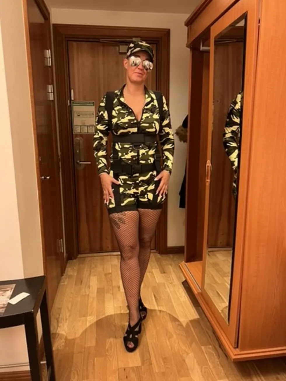 Camouflage Militærkvinde Kostume Deluxe