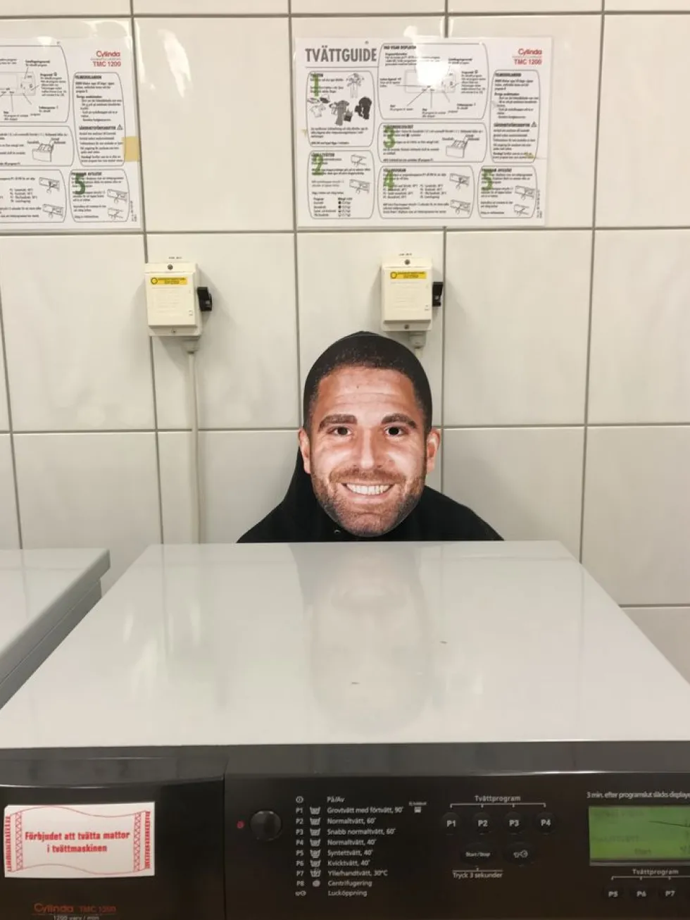 Design Din Egen Papmaske