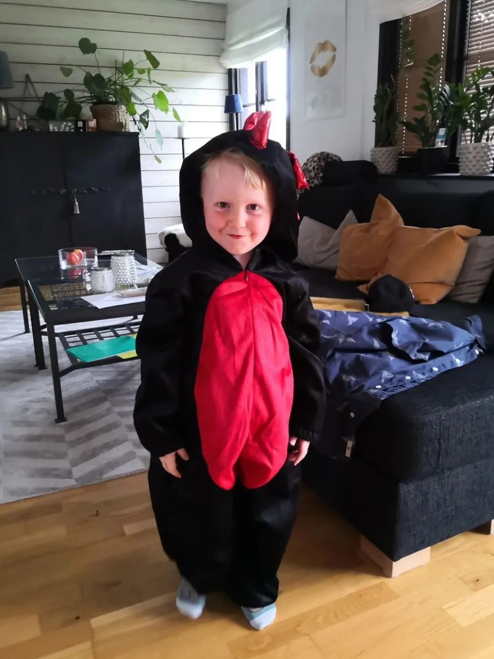 Drage Sort Børnekostume
