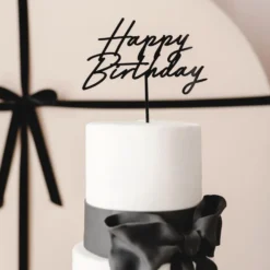 Kagedekoration Happy Birthday i akryl