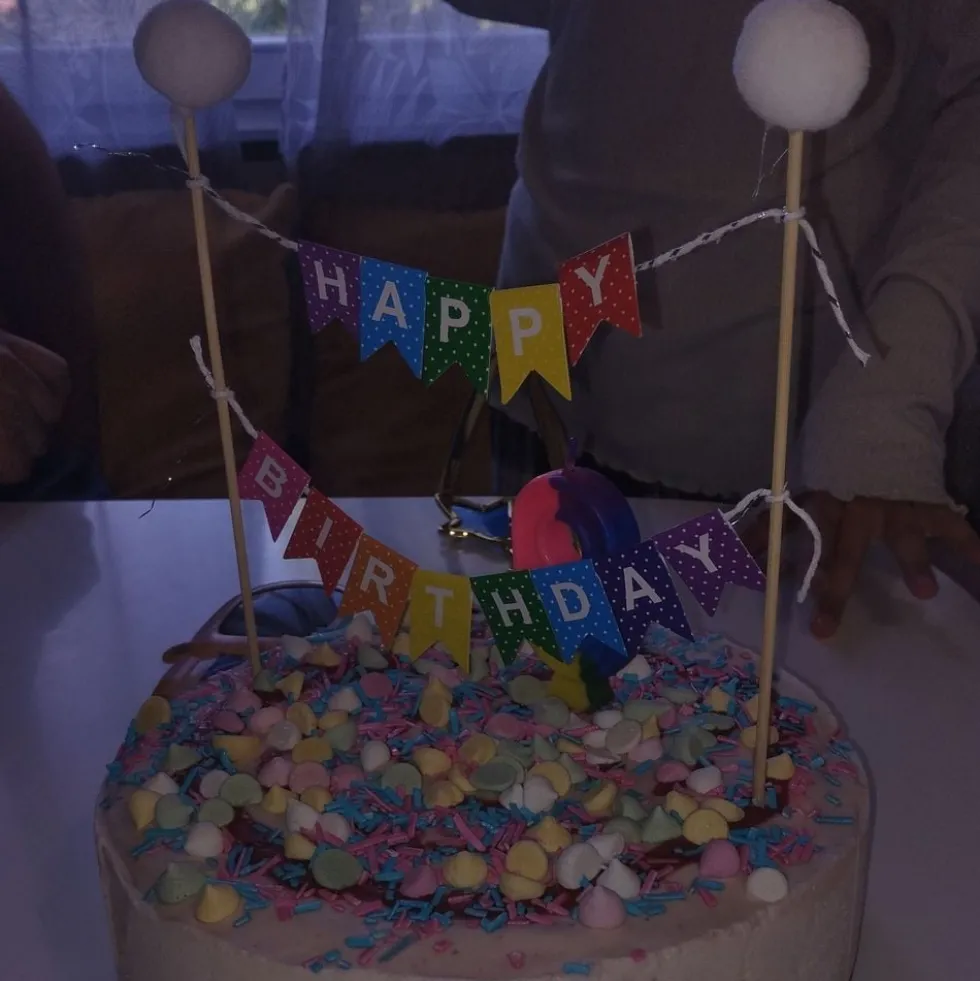 Kagedekoration Happy Birthday Vimpel