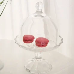 Kagefad med låg i glas