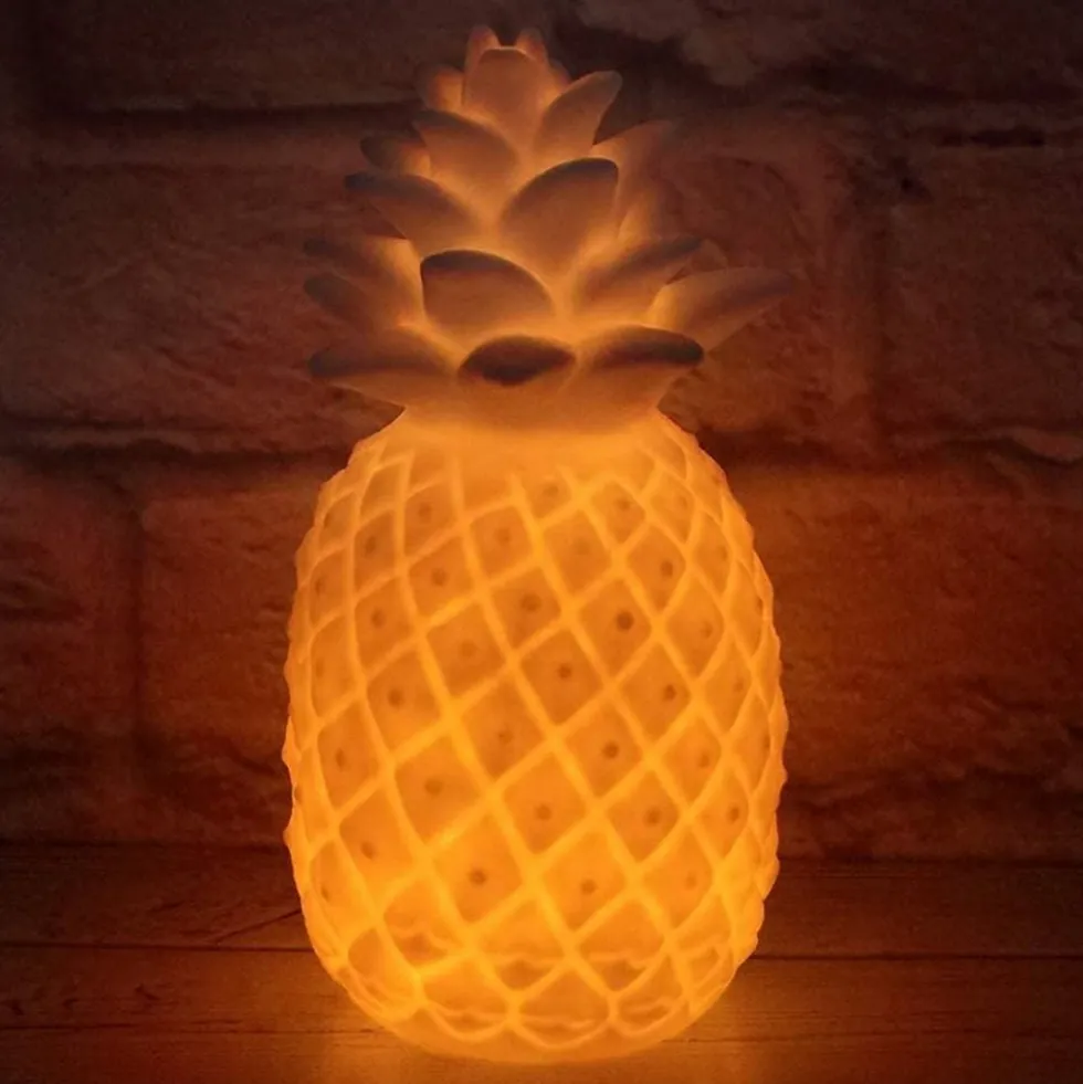 Natlampe Ananas