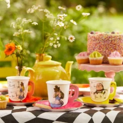 Papkrus Tea Party Alice Wonderland