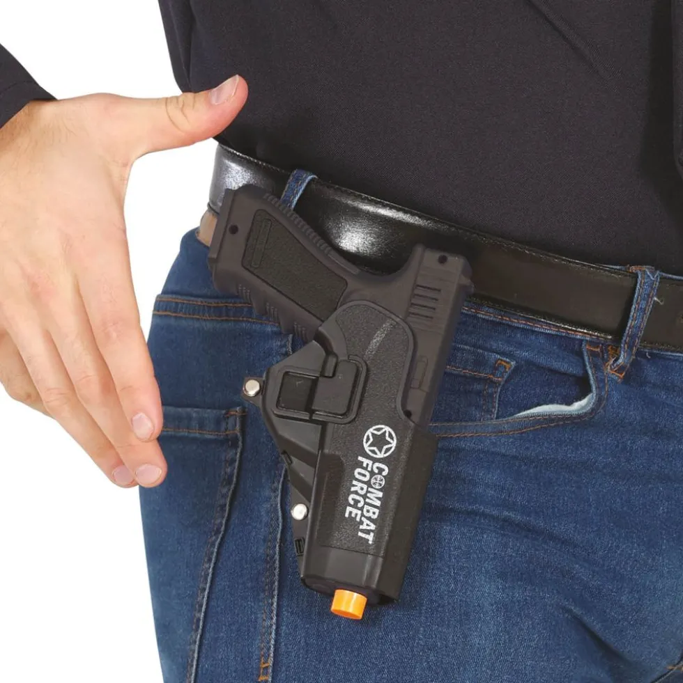 Pistol med hylster