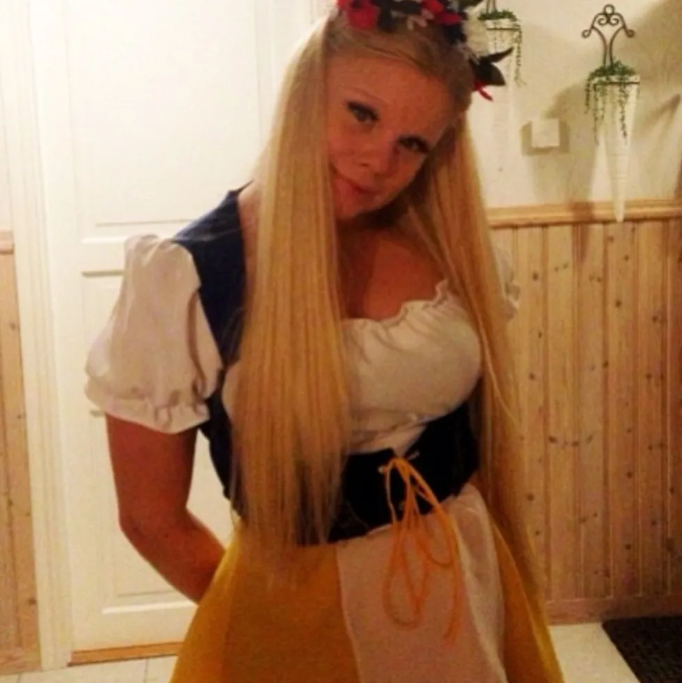 Sverigepigen Kostume