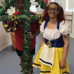Sverigepigen Kostume