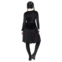Wednesday Kostume