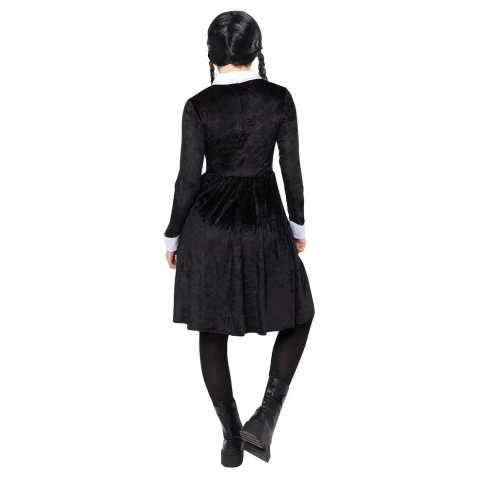 Wednesday Kostume