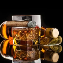 Whiskyglas med Cigarholder