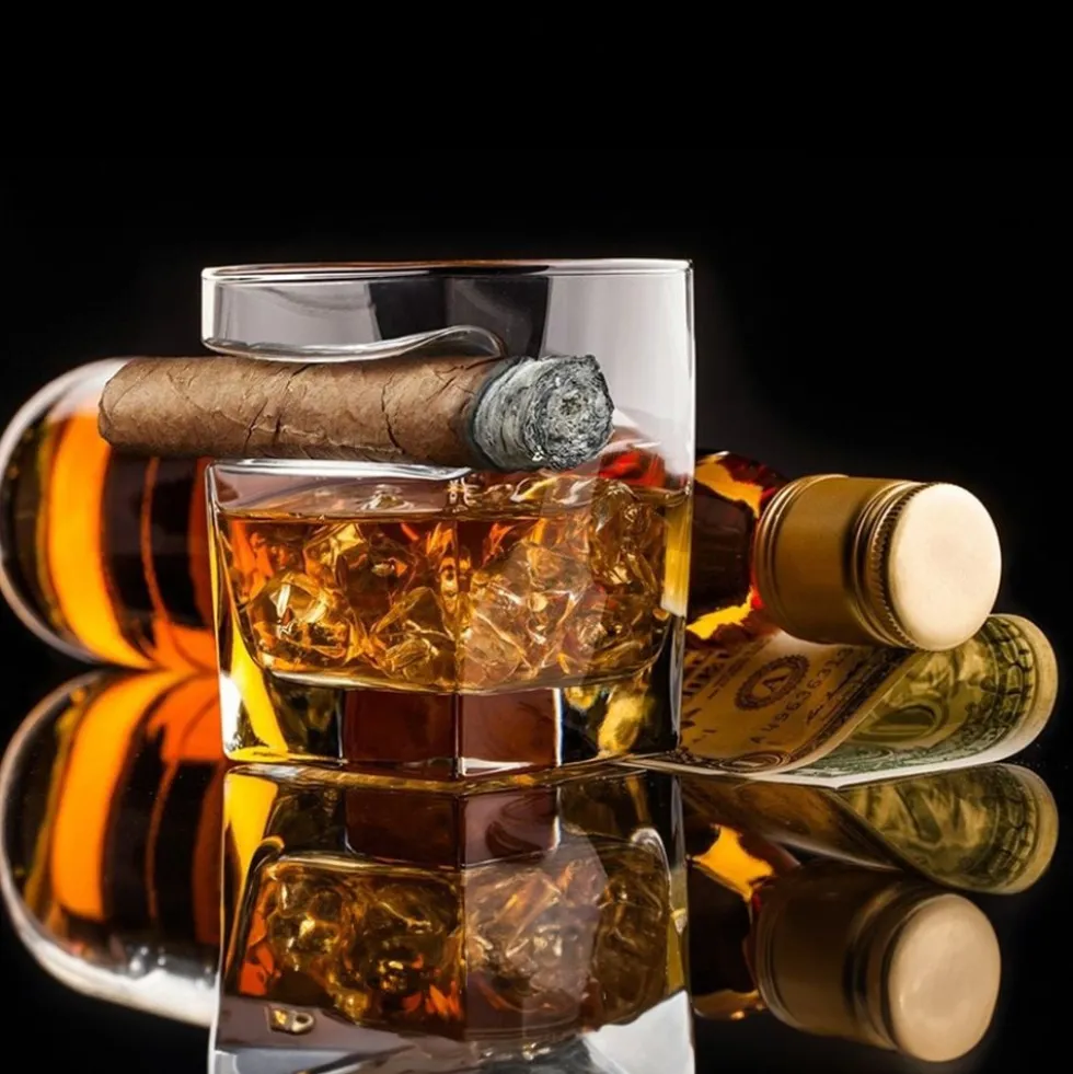 Whiskyglas med Cigarholder